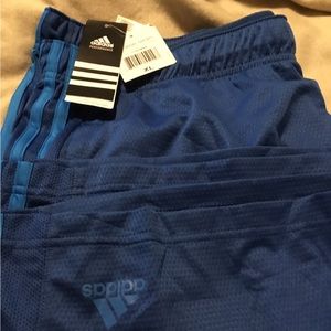 Men’s blue adidas short, Size XL